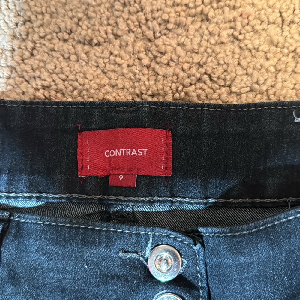 Contrast Jeans - Picture 2 of 2